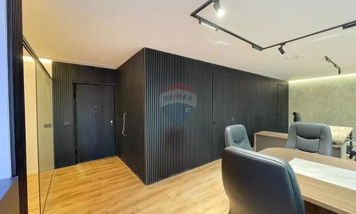 Jepet Zyre me qera tek Air Albania