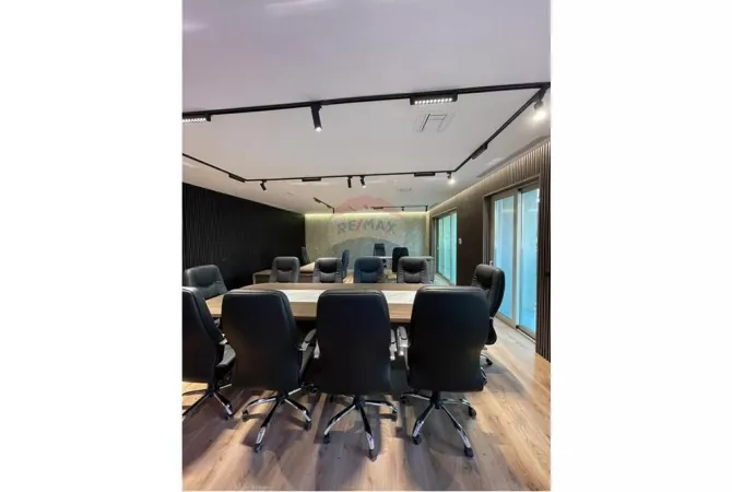 Business Property for Rent 3+1 in Tirana - 2,000 Euro