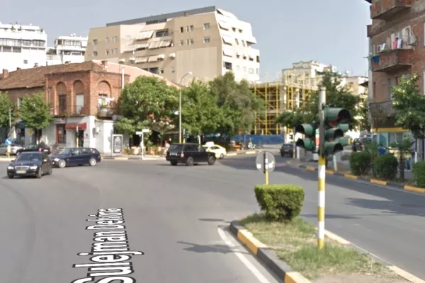 Dyqan me qera tek Stadiumi Dinamo