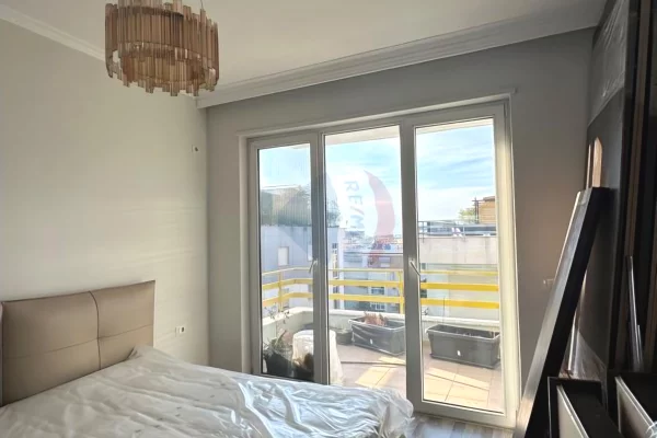 Shtepi me qera Apartament ne Tirane, 2+1, Mobilimi E mobiluar, Pagesa 800  Euro.