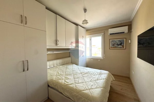 Shtepi ne shitje Apartament ne Tirane, 2+1, Mobilimi E mobiluar, Pagesa 340,000  Euro.