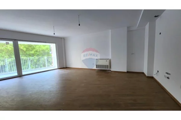 Shtepi ne shitje 2+1 ne Tirane - 385,000 Euro