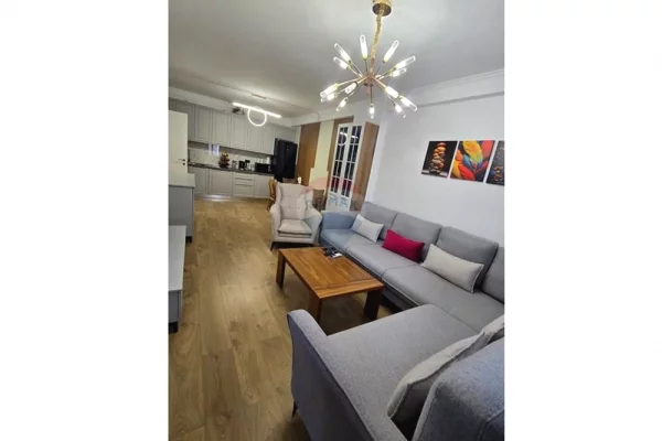 Shtepi ne shitje 3+1 ne Tirane - 180,000 Euro