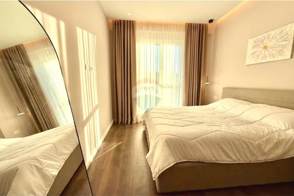 Shtepi me qera Apartament ne Tirane, 2+1, Mobilimi E mobiluar, Pagesa 1,100  Euro.