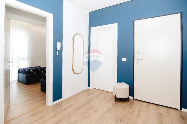 Appartamento in affitto a Tirana 2+1, Arredato