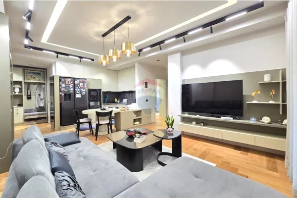 Apartament 2+1+2+Parkim tek Rruga e Kosovareve