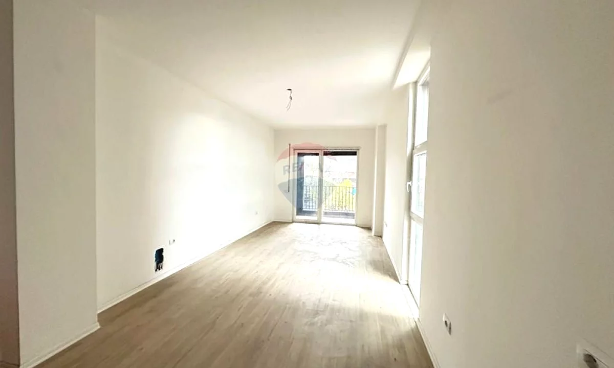 Appartamento in vendita a Tirana 2+1, Vuoto