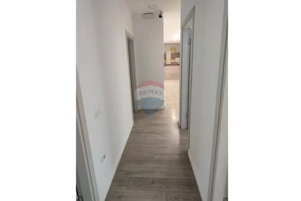 Zyre me qera tek Komuna e Parisit