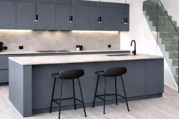 Shtepi me qera Vila Luksoze ne Tirane, 3+1, Mobilimi E mobiluar, Pagesa 4,000  Euro.