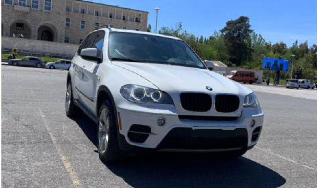Jepet me qera BMV X5 duke filluar 70 Euro