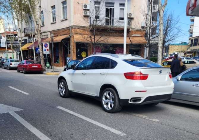 Noleggio Auto a Tirana - 100 Euro