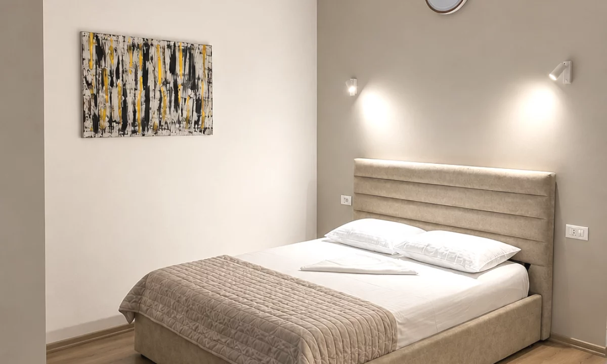 Shtepi me qera Apartament ne Tirane, Garsoniere, Mobilimi E mobiluar, Pagesa 45,000  Leke.