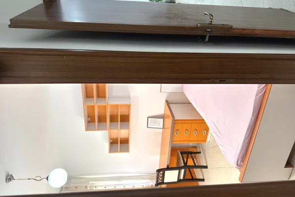 Shtepi ne shitje Apartament ne Tirane, 3+1, Mobilimi E mobiluar, Pagesa 190,000  Euro.