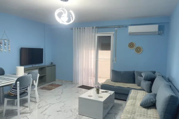 Shtepi ne shitje 1+1 ne Durres - 11,500,000 Leke