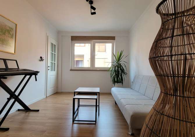 Appartamento in affitto a Tirana 2+1, Arredato