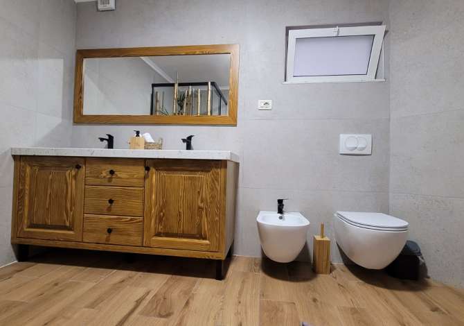 Appartamento in affitto a Tirana 2+1, Arredato