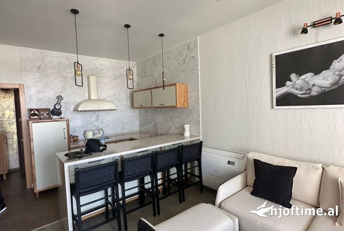 Jepet me qera apartament 2+1, tek Ish Fusha e Aviacionit 