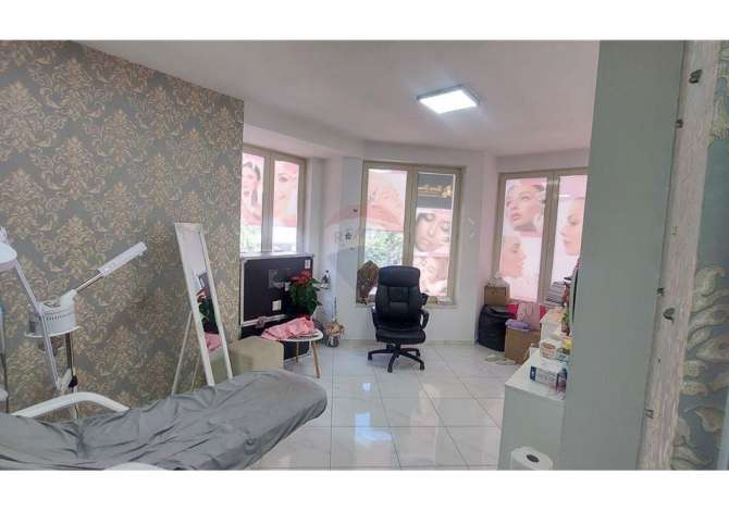 Ambient biznesi me qera 1+1 ne Tirane - 420 Euro