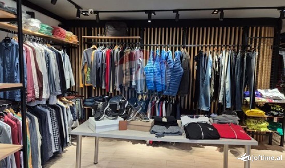 Shitet biznes me veshje tek 21 Dhjetori