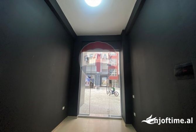 Business Property in Sale 1+1 in Tirana - 43,000 Euro
