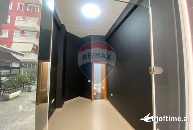 Business Property in Sale 1+1 in Tirana - 43,000 Euro