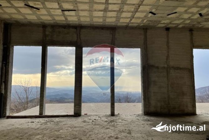 Business Property in Sale 5+1 in Elbasan - 1,300,000 Euro