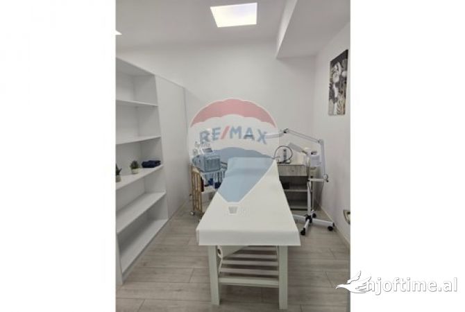 Business Property in Sale 3+1 in Tirana - 40,000 Euro