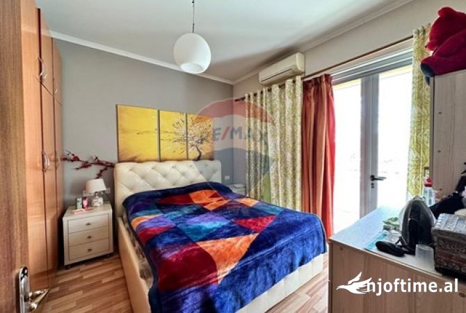 Shtepi ne shitje Apartament ne Tirane, 1+1, Mobilimi E mobiluar, Pagesa 95,000  Euro.
