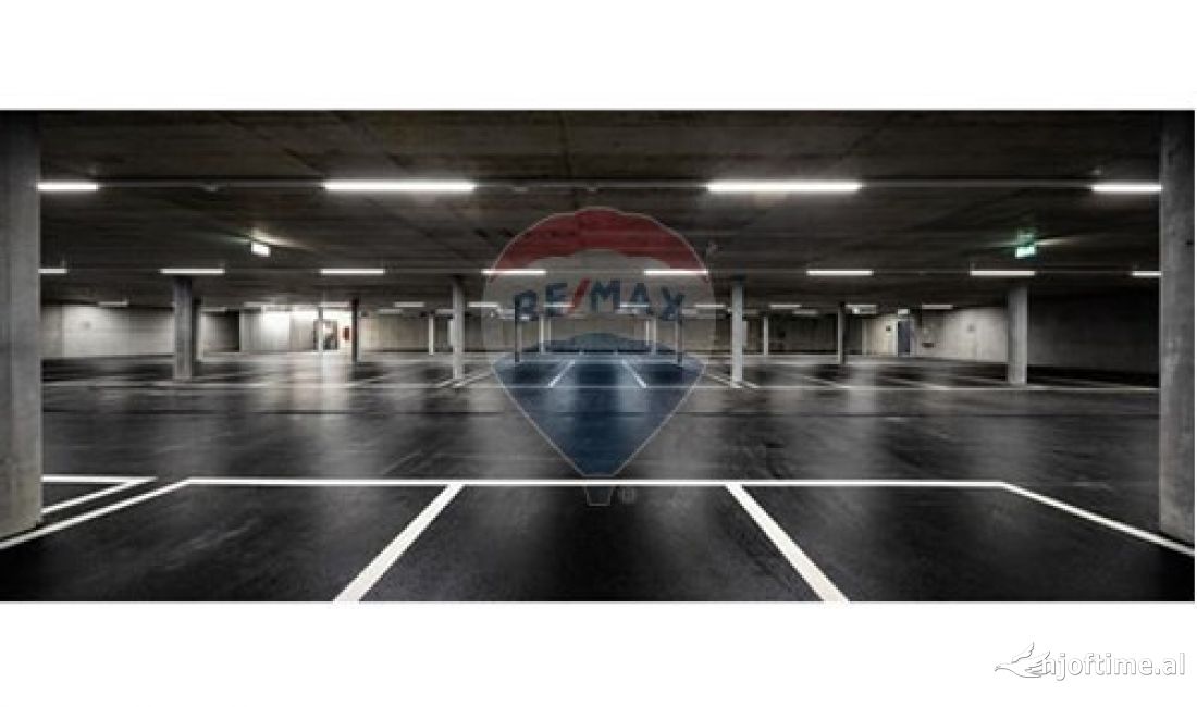 Shitet post parkimi tek Fusha e Aviacionit