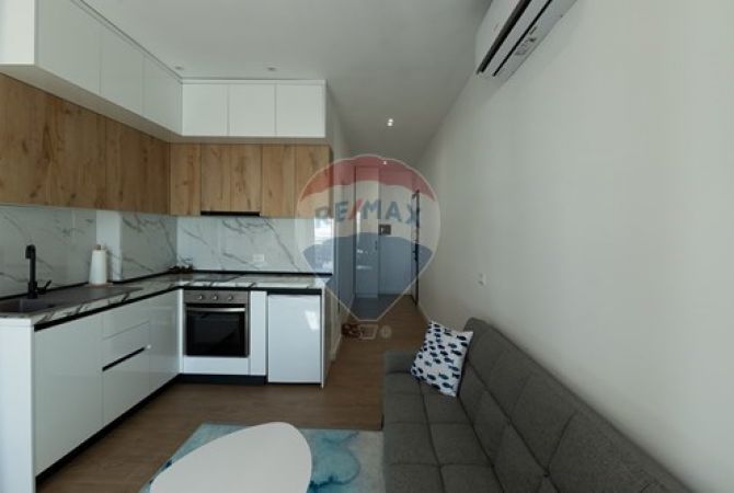 Shtepi ne shitje Apartament ne Durres, Garsoniere, Mobilimi E mobiluar, Pagesa 95,000  Euro.