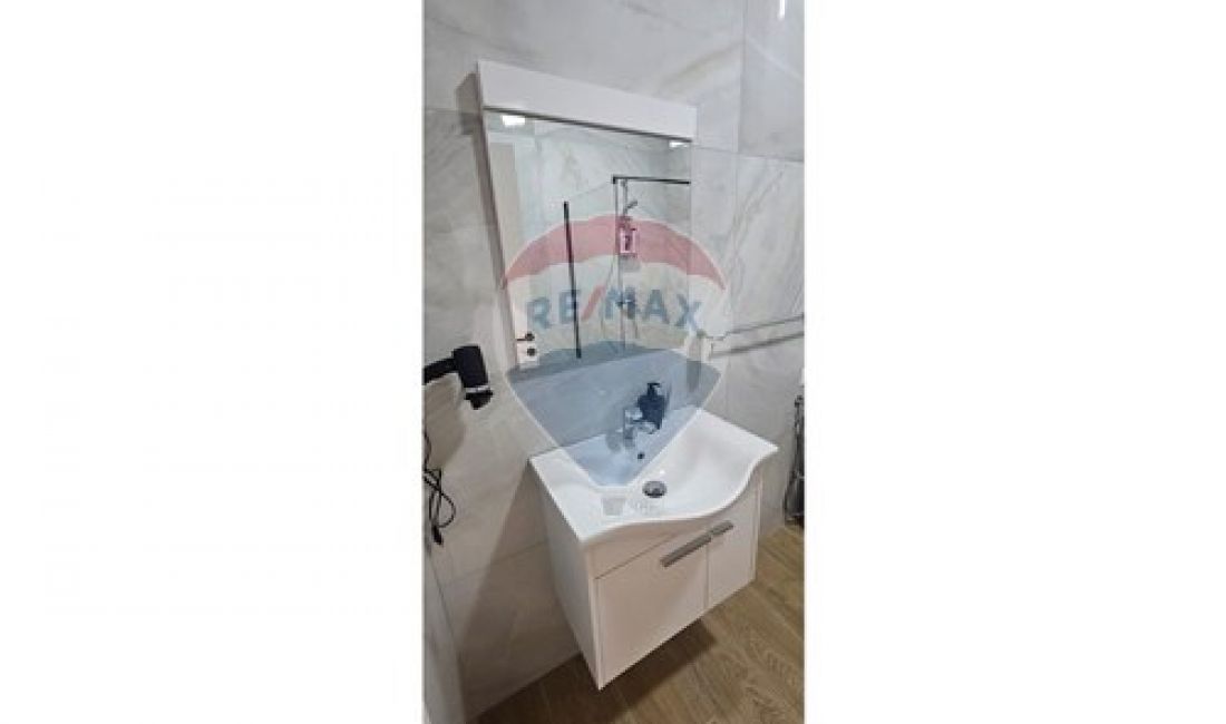 Shtepi ne shitje Apartament ne Durres, Garsoniere, Mobilimi E mobiluar, Pagesa 95,000  Euro.