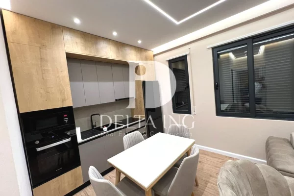 Shtepi ne shitje Apartament ne Vlore, 1+1, Mobilimi E mobiluar, Pagesa 145,000  Euro.