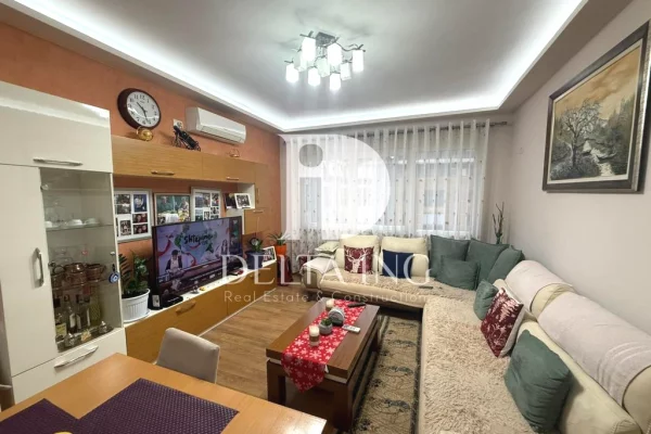 Shtepi ne shitje Apartament ne Tirane, 2+1, Mobilimi E mobiluar, Pagesa 170,000  Euro.