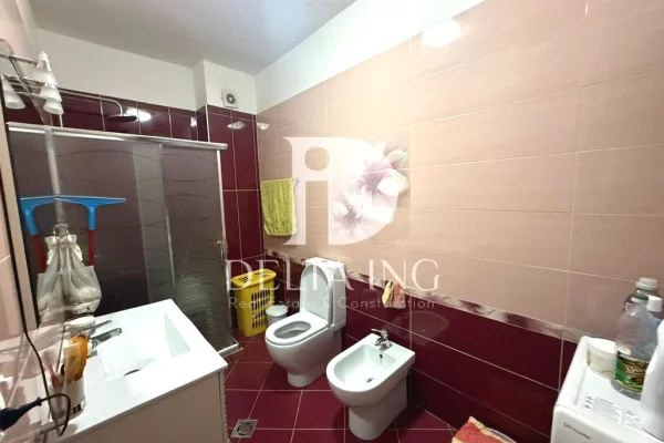 Shtepi ne shitje Apartament ne Tirane, 2+1, Mobilimi E mobiluar, Pagesa 170,000  Euro.