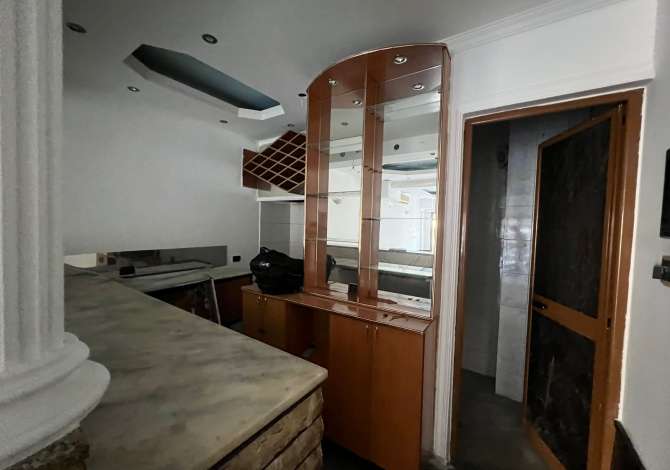 Ambient biznesi ne shitje 1+1 ne Tirane - 78,000 Euro