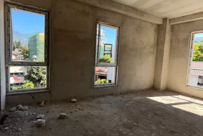 Shtepi ne shitje 1+1 ne Tirane - 95,000 Euro