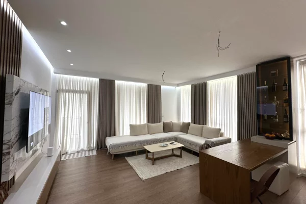 Shtepi ne shitje 3+1 ne Tirane - 350,000 Euro