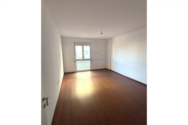 Apartment for rent in Tirana 2+1, Emty