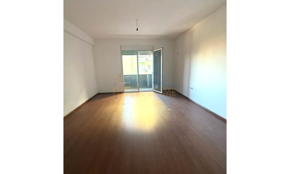Apartment for rent in Tirana 2+1, Emty