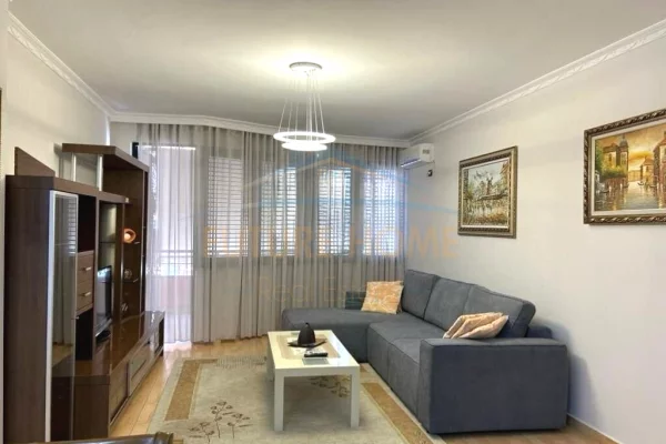 House for Rent 2+1 in Tirana - 800 Euro