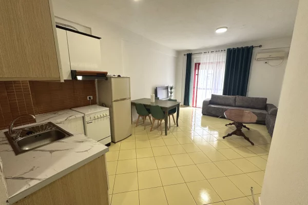 Shtepi me qera Apartament ne Tirane, 1+1, Mobilimi E mobiluar, Pagesa 400  Euro.