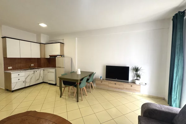 Shtepi me qera Apartament ne Tirane, 1+1, Mobilimi E mobiluar, Pagesa 400  Euro.