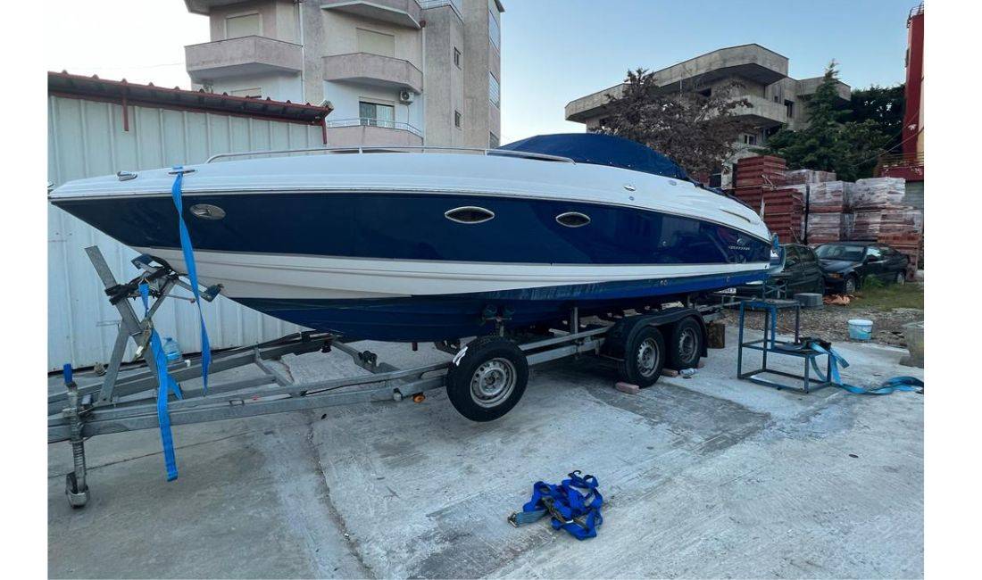 Shitet skafi ne gjendje shume te mire 