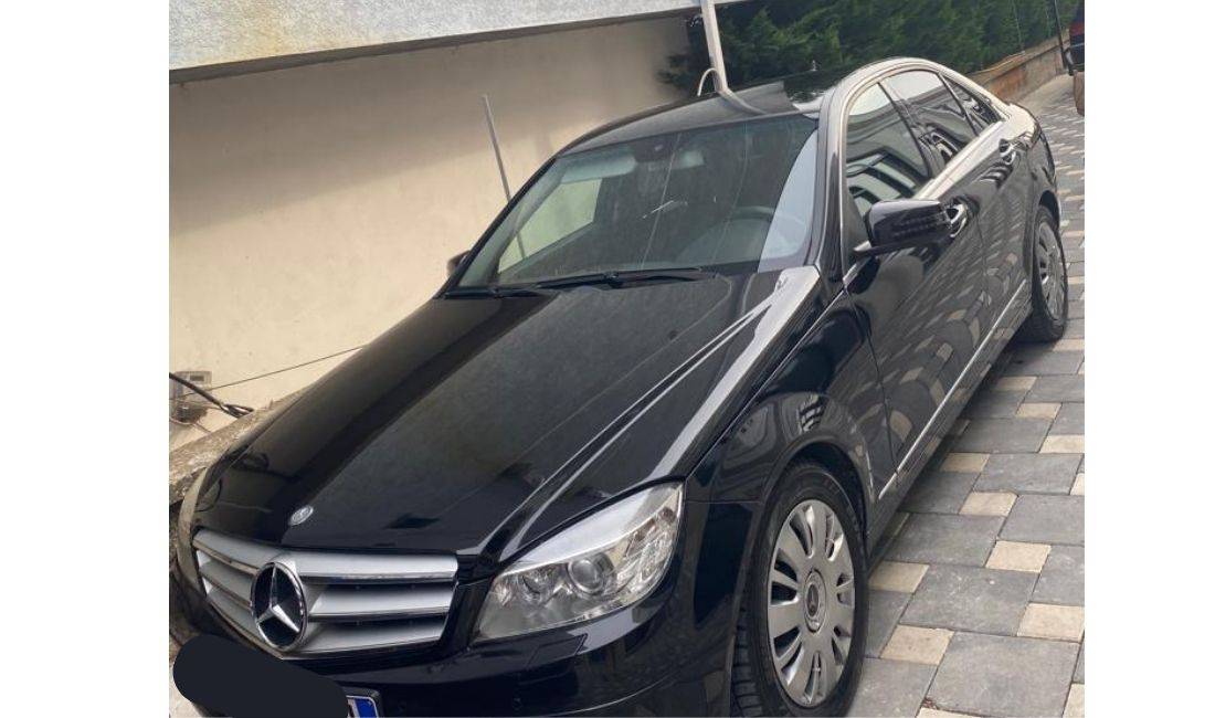 Jepet Makine C Class me qera duke filluar nga 45 euro dita