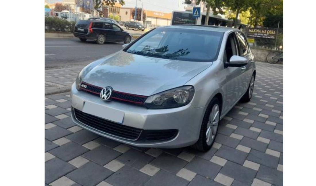 Jepert makine Golf 6 me qera duke filluar nga 45 Euro dita 
