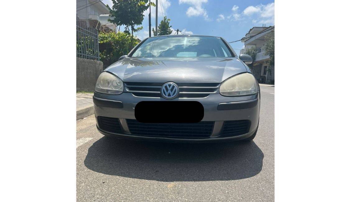 Jepet makine Golf 5 me qera duke filluar nga 40 euro dita