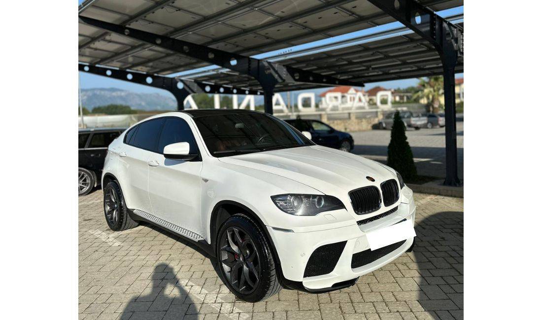 Jetem makine BMW x6 me qera duke filluar nga 100 euro dita