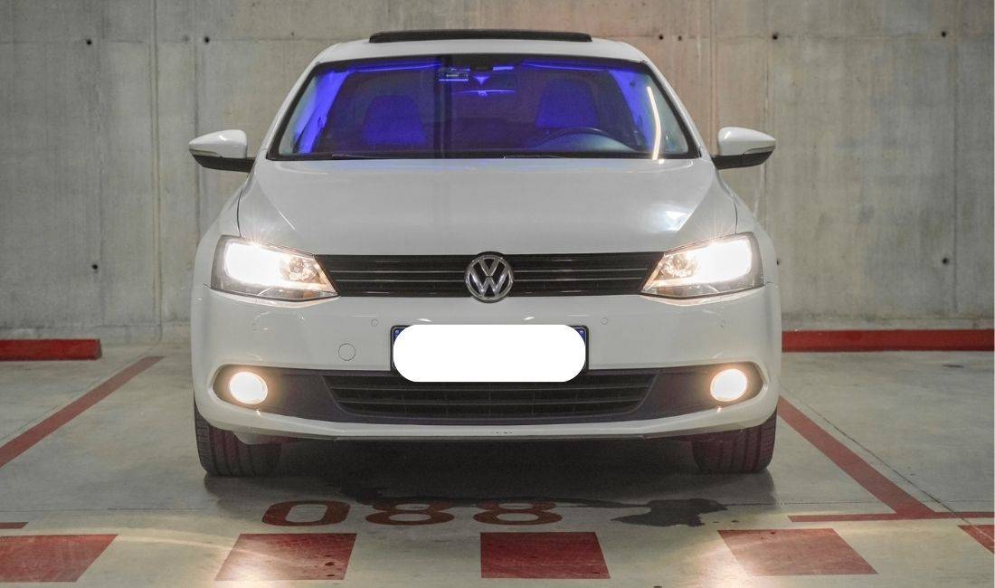 Jepet makine VW Jetta me qera
