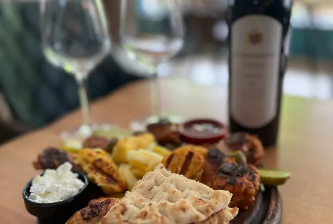 Njoftime Pune ne Tirane, Profesioni Picier dhe kreperi , Ekspert/Profesionist, Pagesa 5,000  Euro.