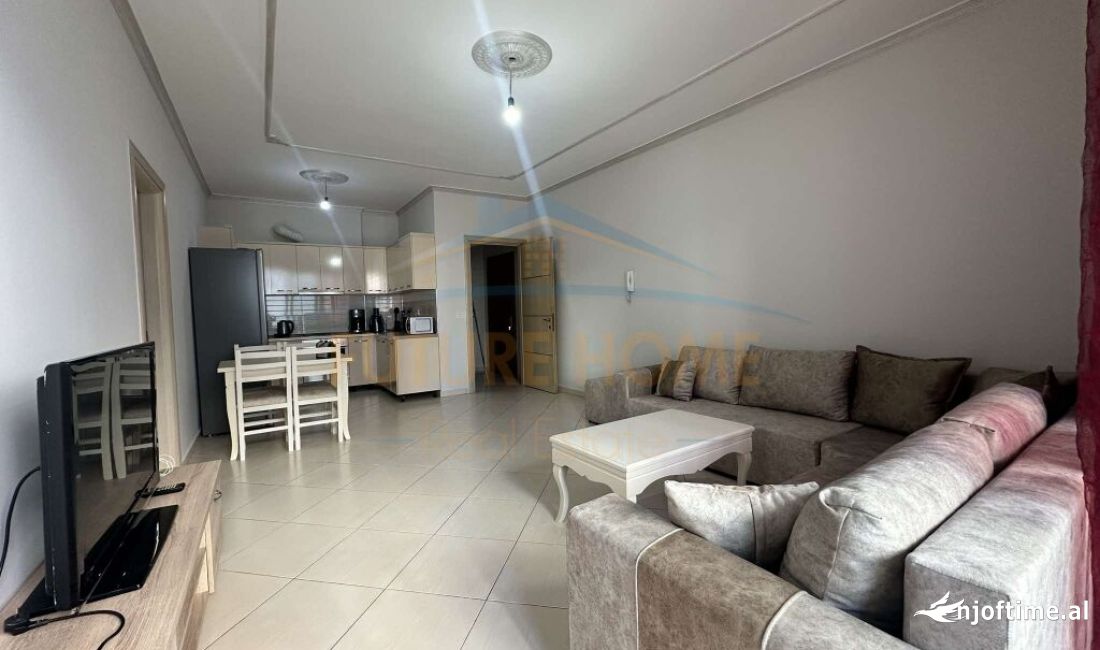 Shtepi me qera Apartament ne Tirane, 2+1, Mobilimi E mobiluar, Pagesa 500  Euro.